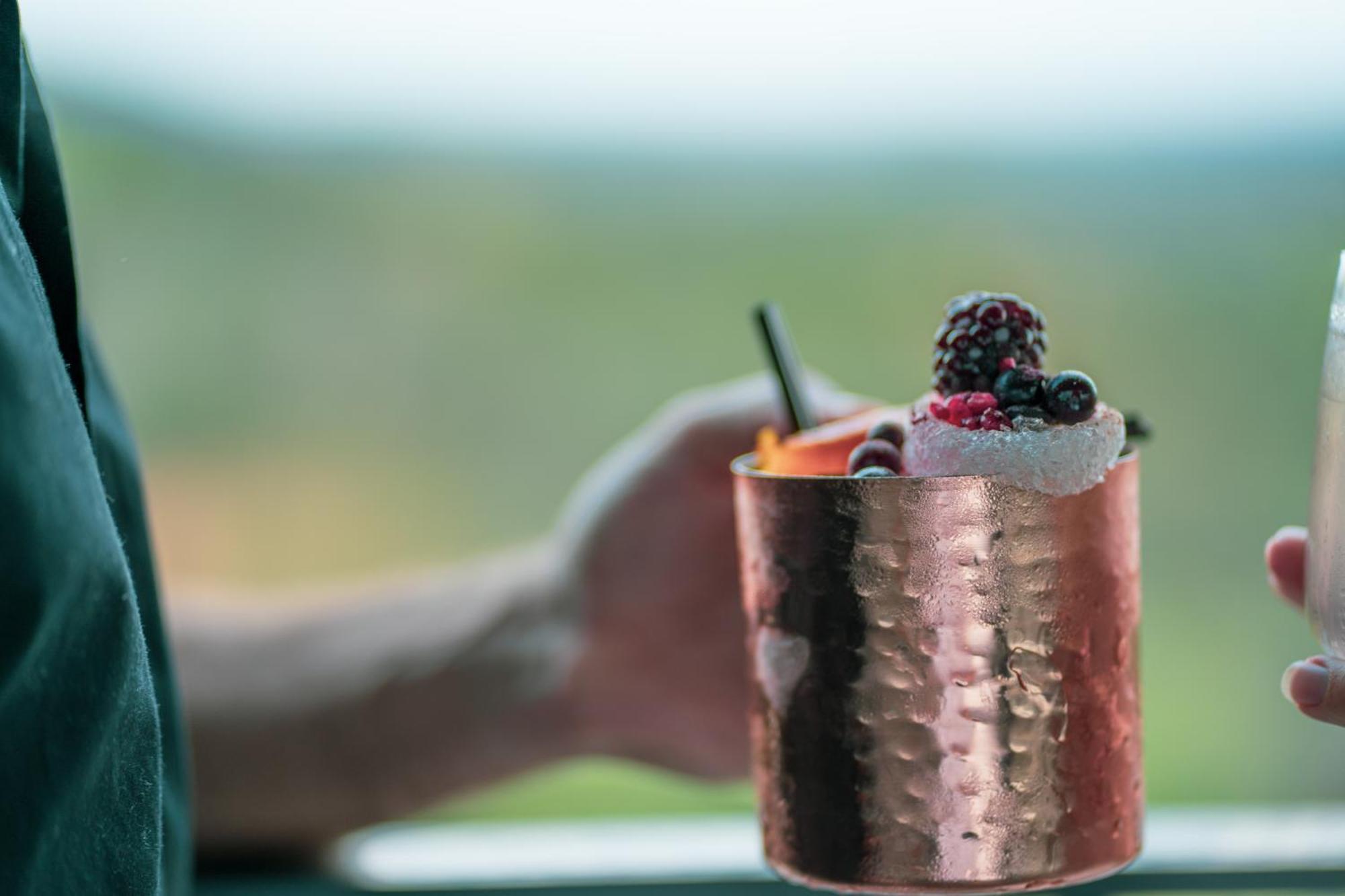Monchique Resort & Spa Kültér fotó A blackberry mule